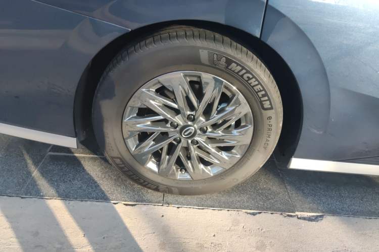 Used GAC Trumpchi Xiangwang M8 2025 Kunkun Series Ultra First-Class Cabin Right Rear Wheel Hub