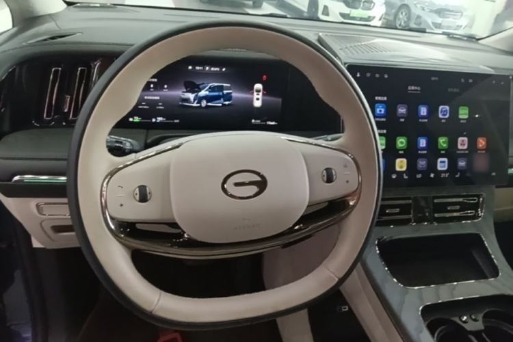 Used GAC Trumpchi Xiangwang M8 2025 Kunkun Series Ultra First-Class Cabin Steering Wheel