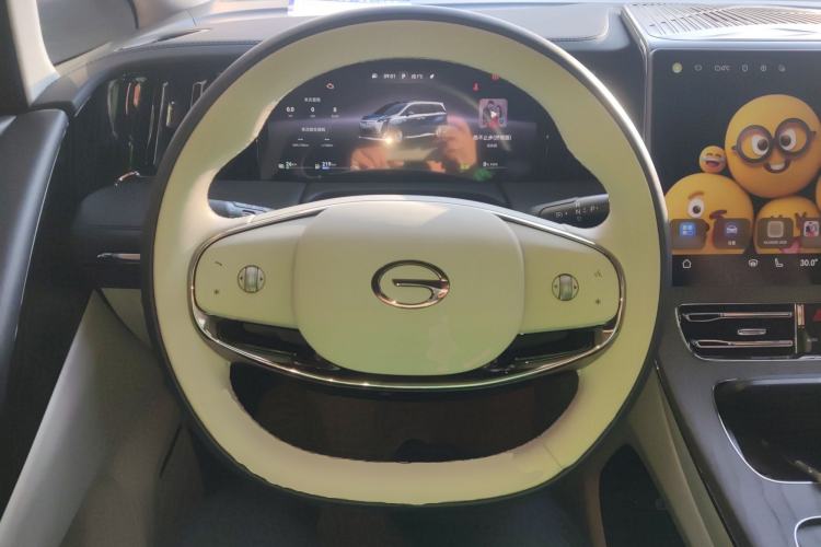 Used GAC Trumpchi Xiangwang M8 2025 Kunkun Series Ultra First-Class Cabin Steering Wheel
