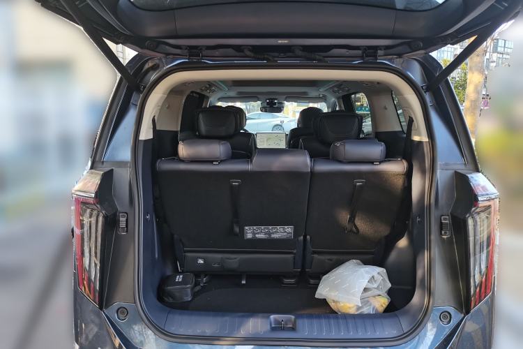 Used GAC Trumpchi Xiangwang M8 2025 Model HarmonyOS Cockpit Edition Trunk