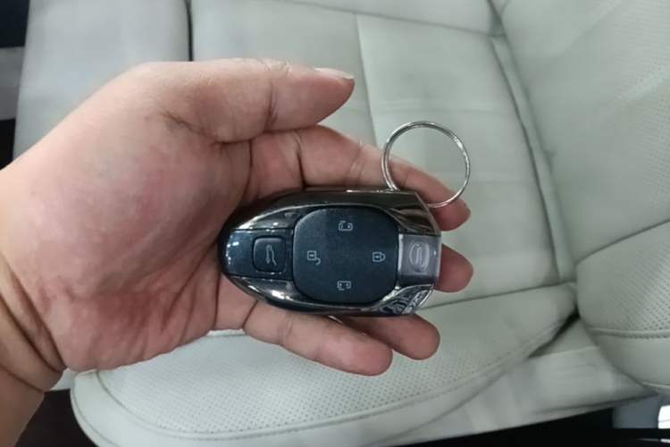 Used GAC Trumpchi Xiangwang M8 2025 Kunkun Series Ultra First-Class Cabin Vehicle Key