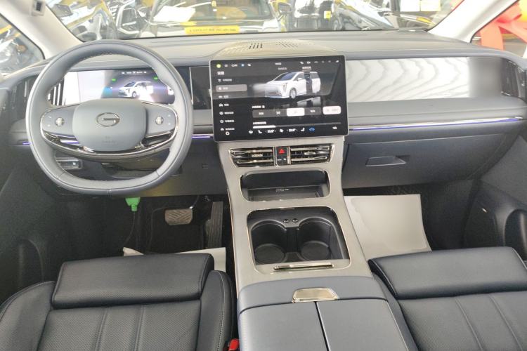 Used GAC Trumpchi Xiangwang M8 2025 Kunkun Series Ultra First-Class Cabin Center Console