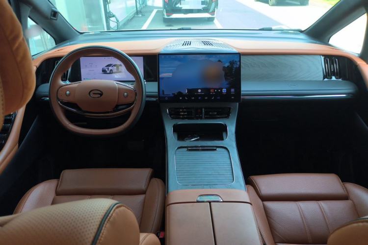 Used GAC Trumpchi Xiangwang M8 2025 Kunkun Series Ultra First-Class Cabin Center Console