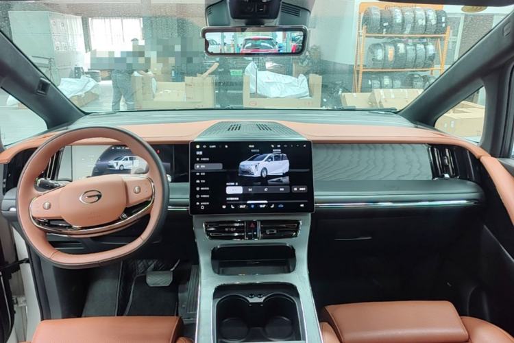 Used GAC Trumpchi Xiangwang M8 2025 Kunkun Series Ultra First-Class Cabin Center Console