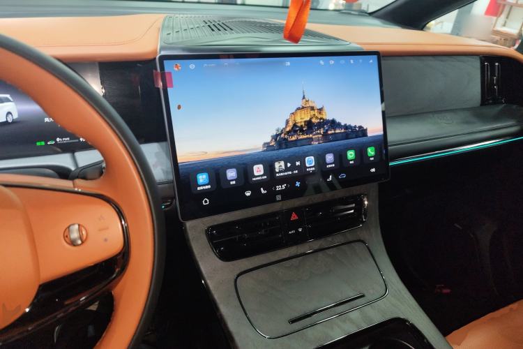 Used GAC Trumpchi Xiangwang M8 2025 Kunkun Series Ultra First-Class Cabin Center Console