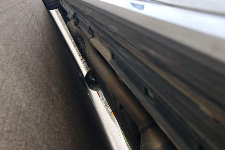 Used GAC Trumpchi Xiangwang M8 2025 Kunkun Series Ultra First-Class Cabin Chassis Rear Left