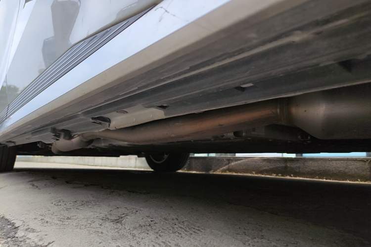 Used GAC Trumpchi Xiangwang M8 2025 Kunkun Series Ultra First-Class Cabin Chassis Rear Left