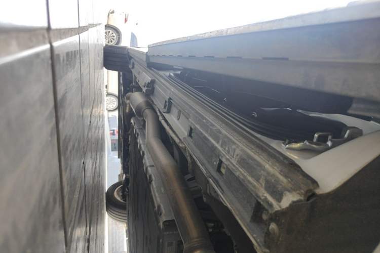 Used GAC Trumpchi Xiangwang M8 2025 Kunkun Series Ultra First-Class Cabin Chassis Rear Left
