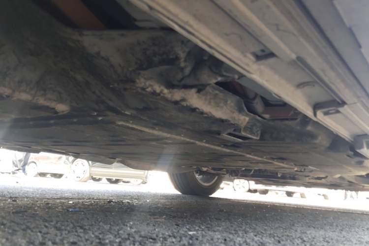 Used GAC Trumpchi Xiangwang M8 2025 Kunkun Series Ultra First-Class Cabin Chassis Rear Right