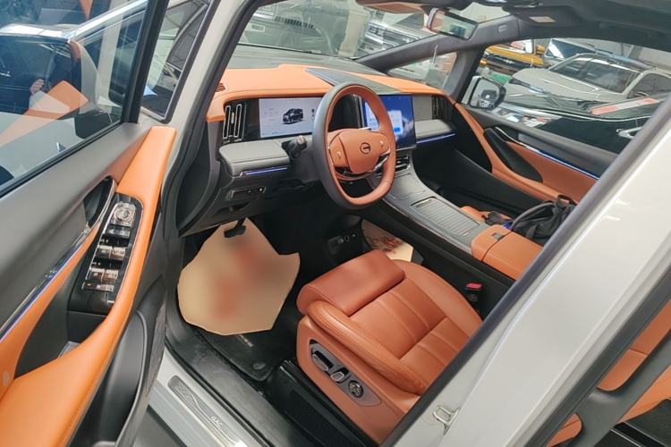 Used GAC Trumpchi Xiangwang M8 2025 Kunkun Series Ultra First-Class Cabin Driver Seat