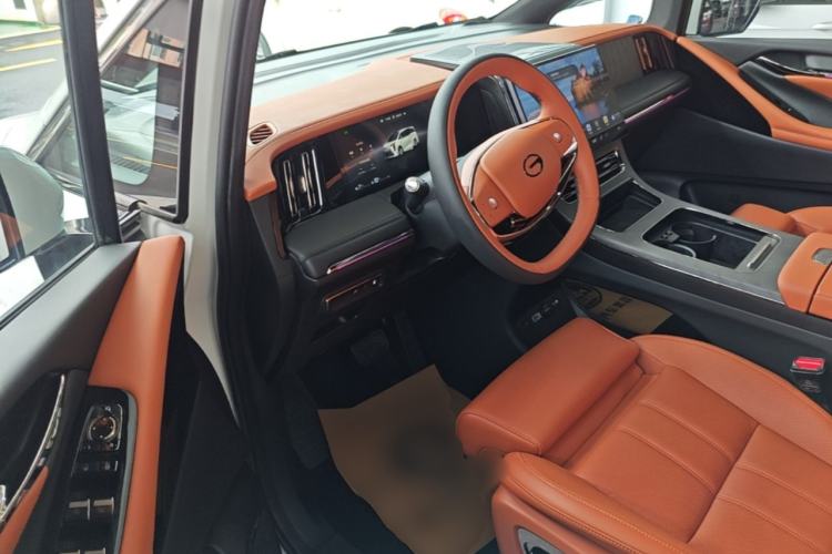Used GAC Trumpchi Xiangwang M8 2025 Kunkun Series Ultra First-Class Cabin Driver Seat