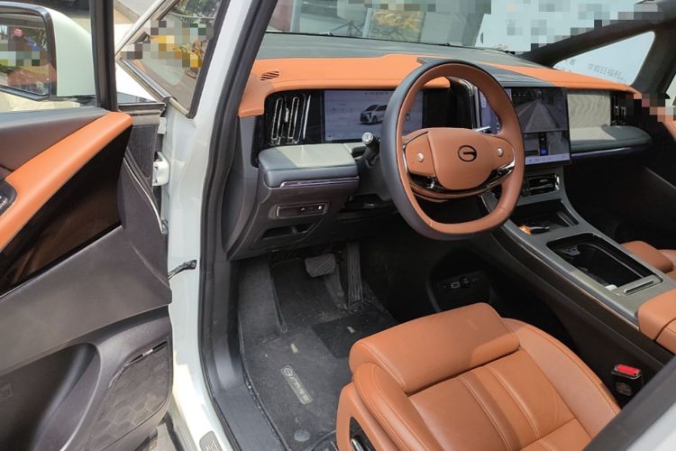 Used GAC Trumpchi Xiangwang M8 2025 Kunkun Series Ultra First-Class Cabin Driver Seat