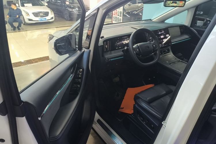 Used GAC Trumpchi Xiangwang M8 2025 Kunkun Series Ultra First-Class Cabin Driver Seat