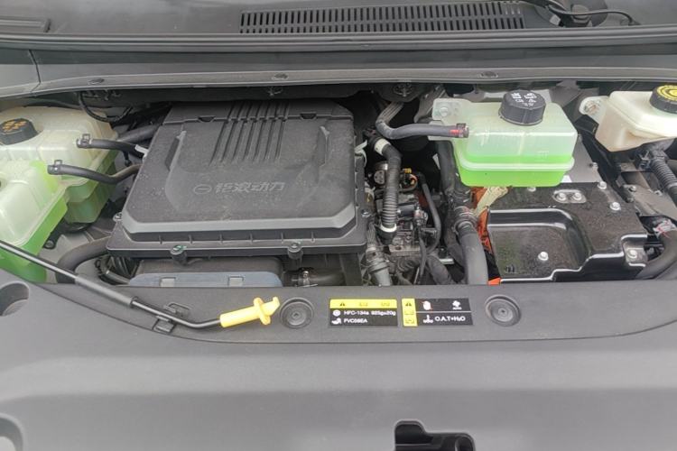Used GAC Trumpchi Xiangwang M8 2025 Kunkun Series Ultra First-Class Cabin Engine Bay