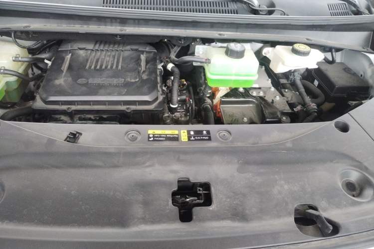 Used GAC Trumpchi Xiangwang M8 2025 Kunkun Series Ultra First-Class Cabin Engine Bay