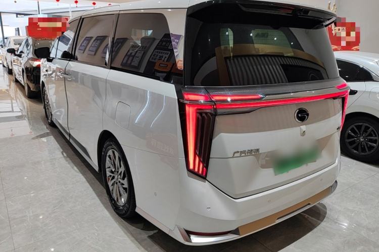 Used GAC Trumpchi Xiangwang M8 2025 Kunkun Series Ultra First-Class Cabin Exterior 2