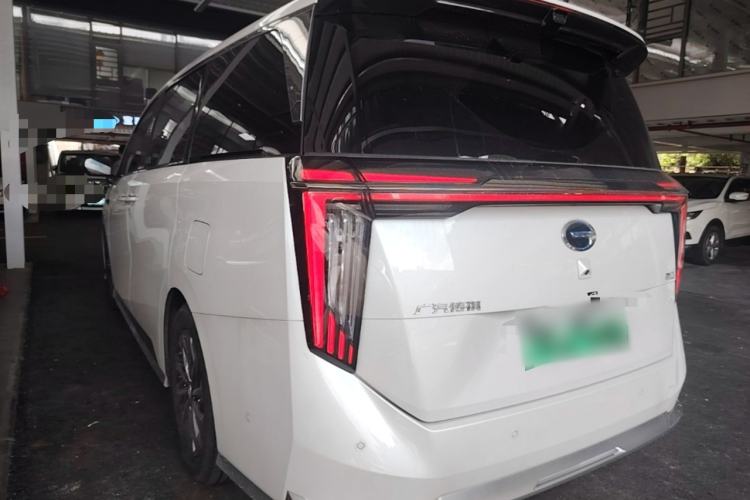 Used GAC Trumpchi Xiangwang M8 2025 Kunkun Series Ultra First-Class Cabin Exterior 2