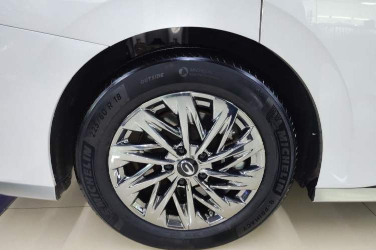 Used GAC Trumpchi Xiangwang M8 2025 Kunkun Series Ultra First-Class Cabin Exterior 5
