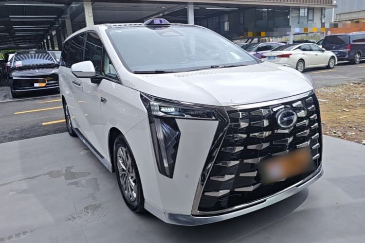 Used GAC Trumpchi Xiangwang M8 2025 Kunkun Series Ultra First-Class Cabin Front Right 45 Deg