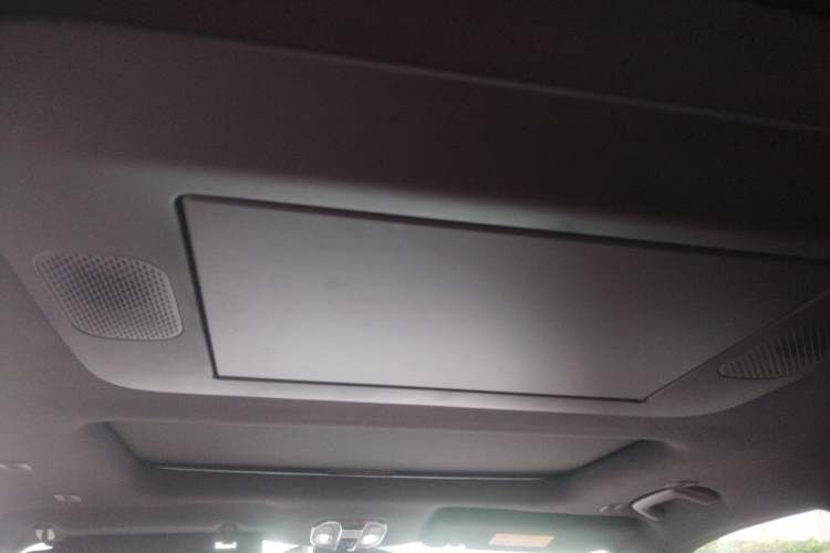 Used GAC Trumpchi Xiangwang M8 2025 Kunkun Series Ultra First-Class Cabin Headliner