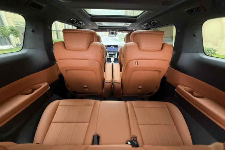 Used GAC Trumpchi Xiangwang M8 2025 Kunkun Series Ultra First-Class Cabin Interior 3