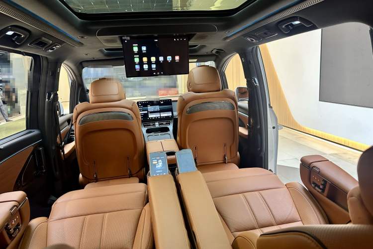 Used GAC Trumpchi Xiangwang M8 2025 Kunkun Series Ultra First-Class Cabin Interior 6