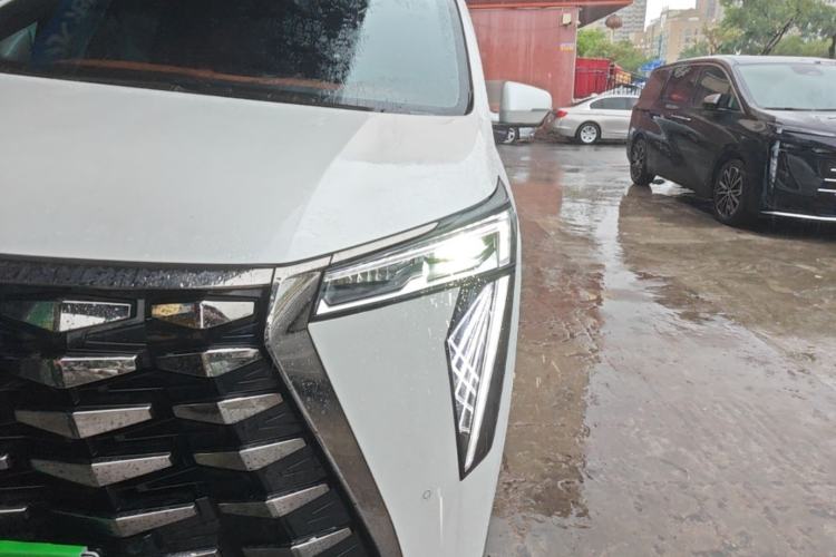 Used GAC Trumpchi Xiangwang M8 2025 Kunkun Series Ultra First-Class Cabin Left Front Headlight