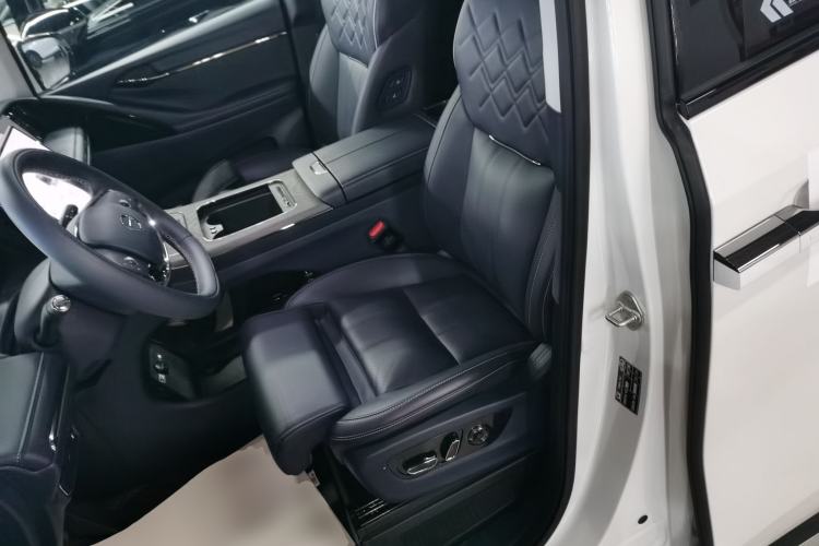 Used GAC Trumpchi Xiangwang M8 2025 Kunkun Series Ultra First-Class Cabin Left Front Seat