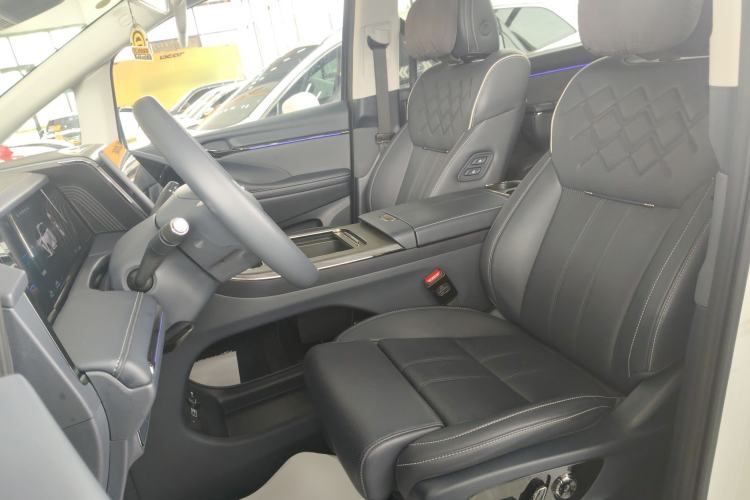 Used GAC Trumpchi Xiangwang M8 2025 Kunkun Series Ultra First-Class Cabin Left Front Seat
