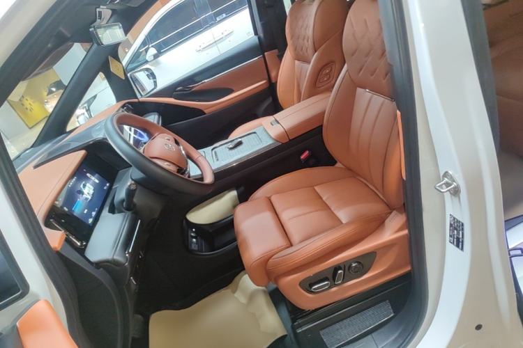 Used GAC Trumpchi Xiangwang M8 2025 Kunkun Series Ultra First-Class Cabin Left Front Seat