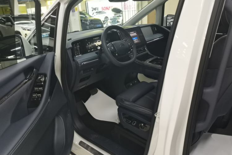Used GAC Trumpchi Xiangwang M8 2025 Kunkun Series Ultra First-Class Cabin Left Front Seat