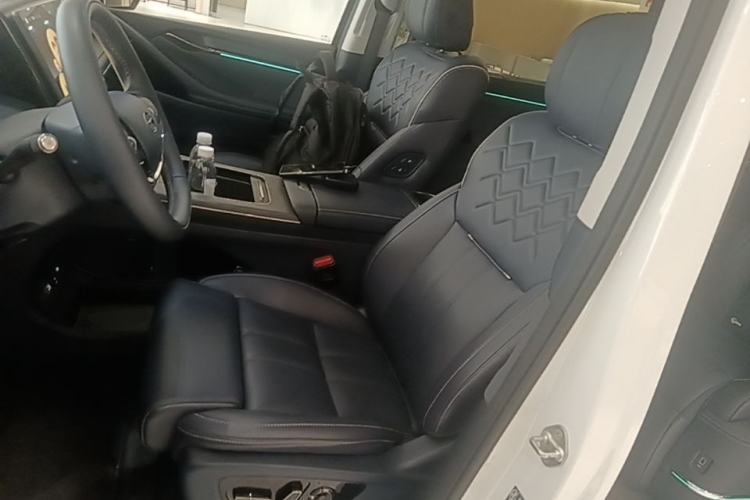 Used GAC Trumpchi Xiangwang M8 2025 Kunkun Series Ultra First-Class Cabin Left Front Seat