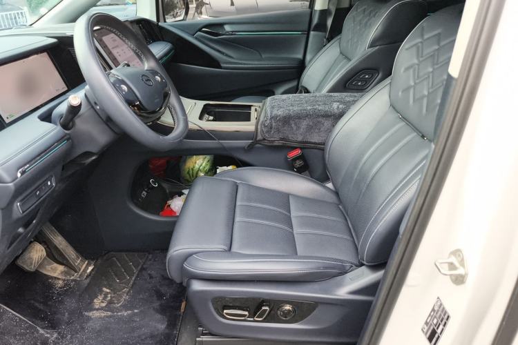 Used GAC Trumpchi Xiangwang M8 2025 Model HarmonyOS Cockpit Edition Left Front Seat