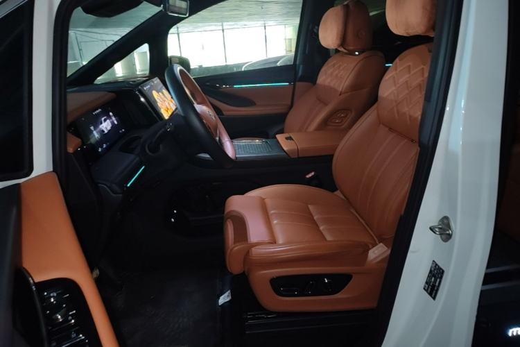 Used GAC Trumpchi Xiangwang M8 2025 Kunkun Series Ultra First-Class Cabin Left Front Seat