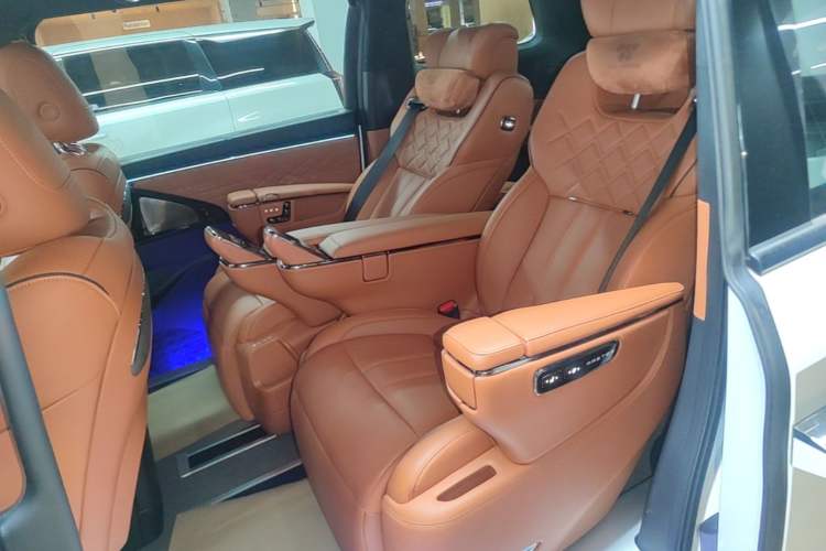 Used GAC Trumpchi Xiangwang M8 2025 Kunkun Series Ultra First-Class Cabin Left Rear Seat