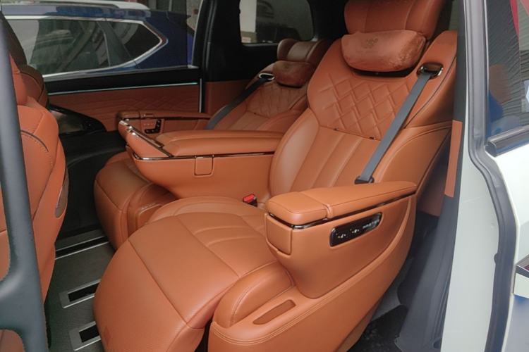 Used GAC Trumpchi Xiangwang M8 2025 Kunkun Series Ultra First-Class Cabin Left Rear Seat