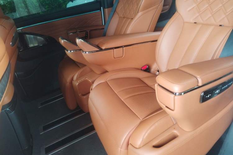 Used GAC Trumpchi Xiangwang M8 2025 Kunkun Series Ultra First-Class Cabin Left Rear Seat