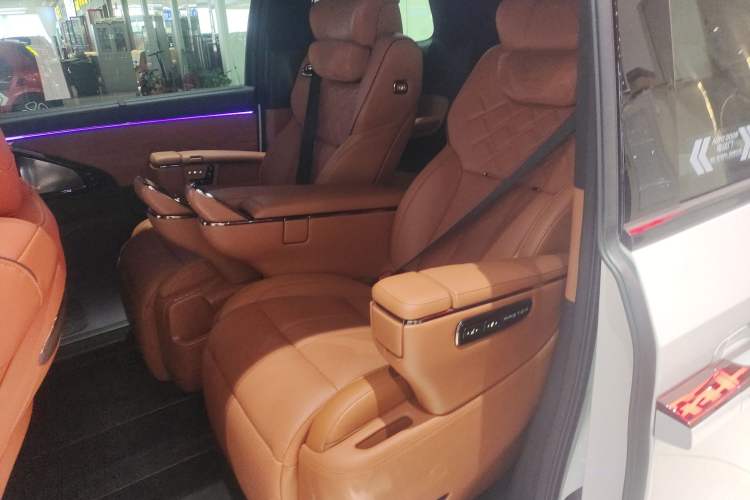 Used GAC Trumpchi Xiangwang M8 2025 Kunkun Series Ultra First-Class Cabin Left Rear Seat