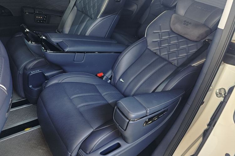 Used GAC Trumpchi Xiangwang M8 2025 Kunkun Series Ultra First-Class Cabin Left Rear Seat