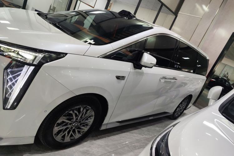 Used GAC Trumpchi Xiangwang M8 2025 Kunkun Series Ultra First-Class Cabin Left Side