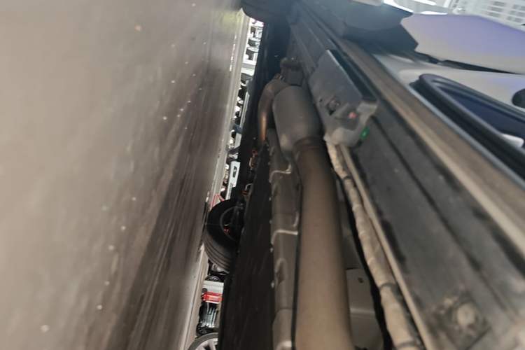 Used GAC Trumpchi Xiangwang M8 2025 Kunkun Series Ultra First-Class Cabin Left Side Sill
