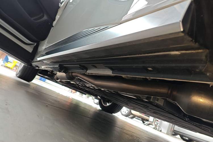 Used GAC Trumpchi Xiangwang M8 2025 Kunkun Series Ultra First-Class Cabin Left Side Sill