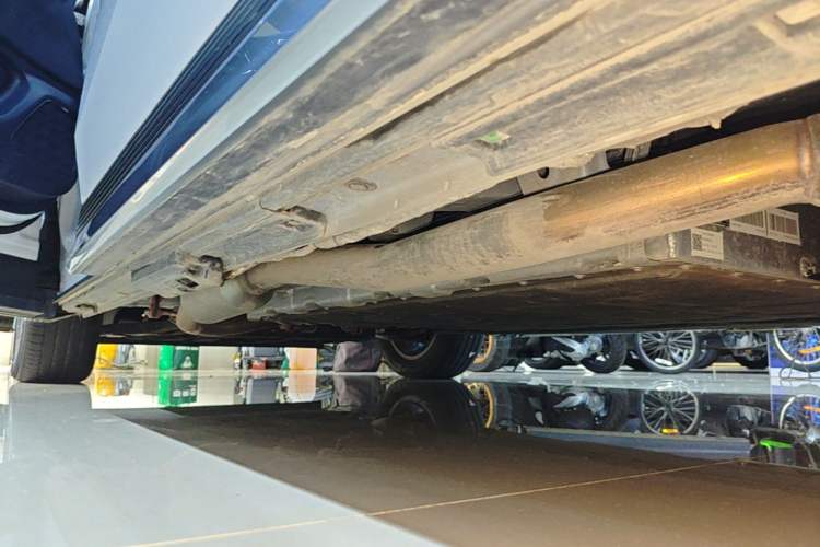 Used GAC Trumpchi Xiangwang M8 2025 Kunkun Series Ultra First-Class Cabin Left Side Sill