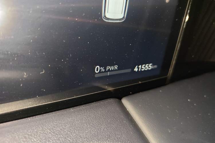 Used GAC Trumpchi Xiangwang M8 2025 Kunkun Series Max Luxury Cabin Odometer Close Up