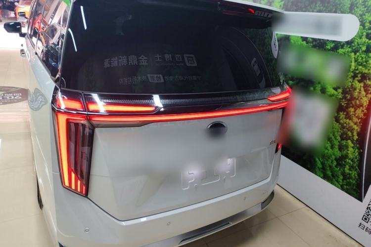 Used GAC Trumpchi Xiangwang M8 2025 Kunkun Series Ultra First-Class Cabin Rear