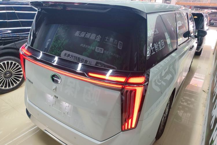 Used GAC Trumpchi Xiangwang M8 2025 Kunkun Series Ultra First-Class Cabin Rear Right 45 Deg