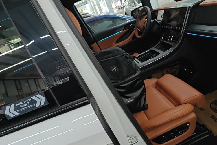 Used GAC Trumpchi Xiangwang M8 2025 Kunkun Series Ultra First-Class Cabin Right Front Seat