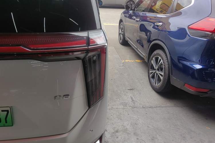 Used GAC Trumpchi Xiangwang M8 2025 Kunkun Series Ultra First-Class Cabin Right Rear Taillight