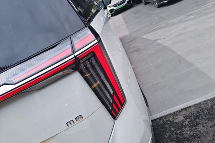 Used GAC Trumpchi Xiangwang M8 2025 Kunkun Series Ultra First-Class Cabin Right Rear Taillight