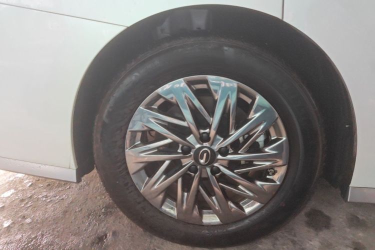 Used GAC Trumpchi Xiangwang M8 2025 Kunkun Series Ultra First-Class Cabin Right Rear Wheel Hub